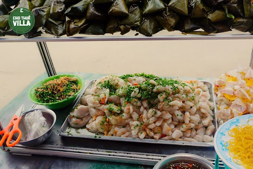 Bánh bột lọc trong chợ Phan Thiết đặc sắc của địa phương
